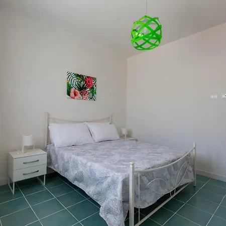 Zefiro Apartment *